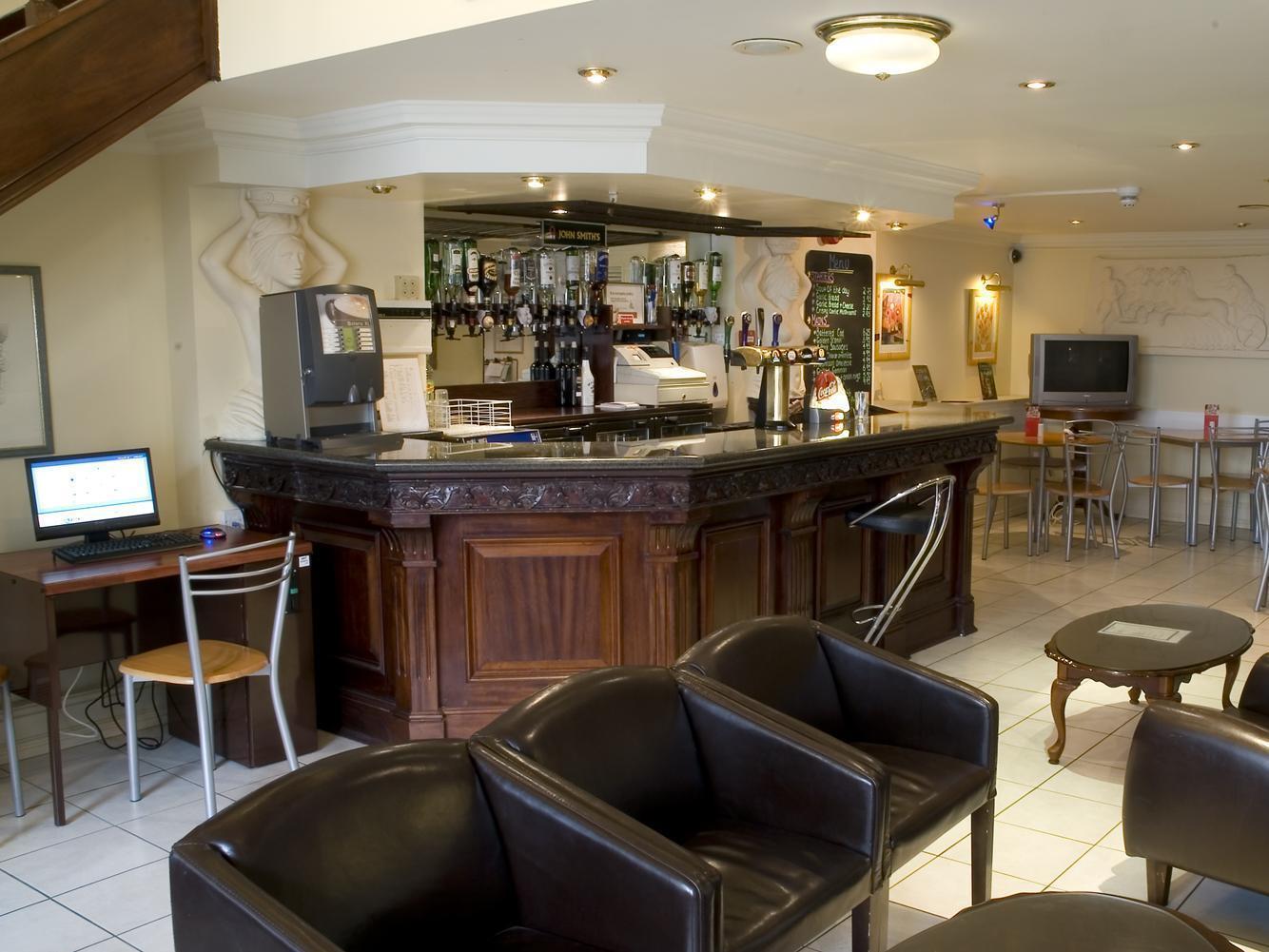 The Ashley Hotel Hale  Dış mekan fotoğraf