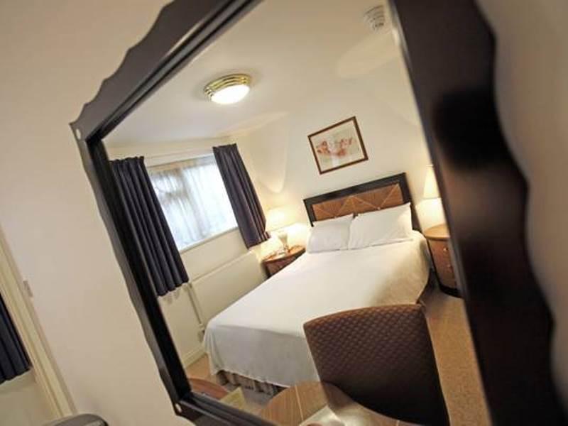 The Ashley Hotel Hale  Dış mekan fotoğraf